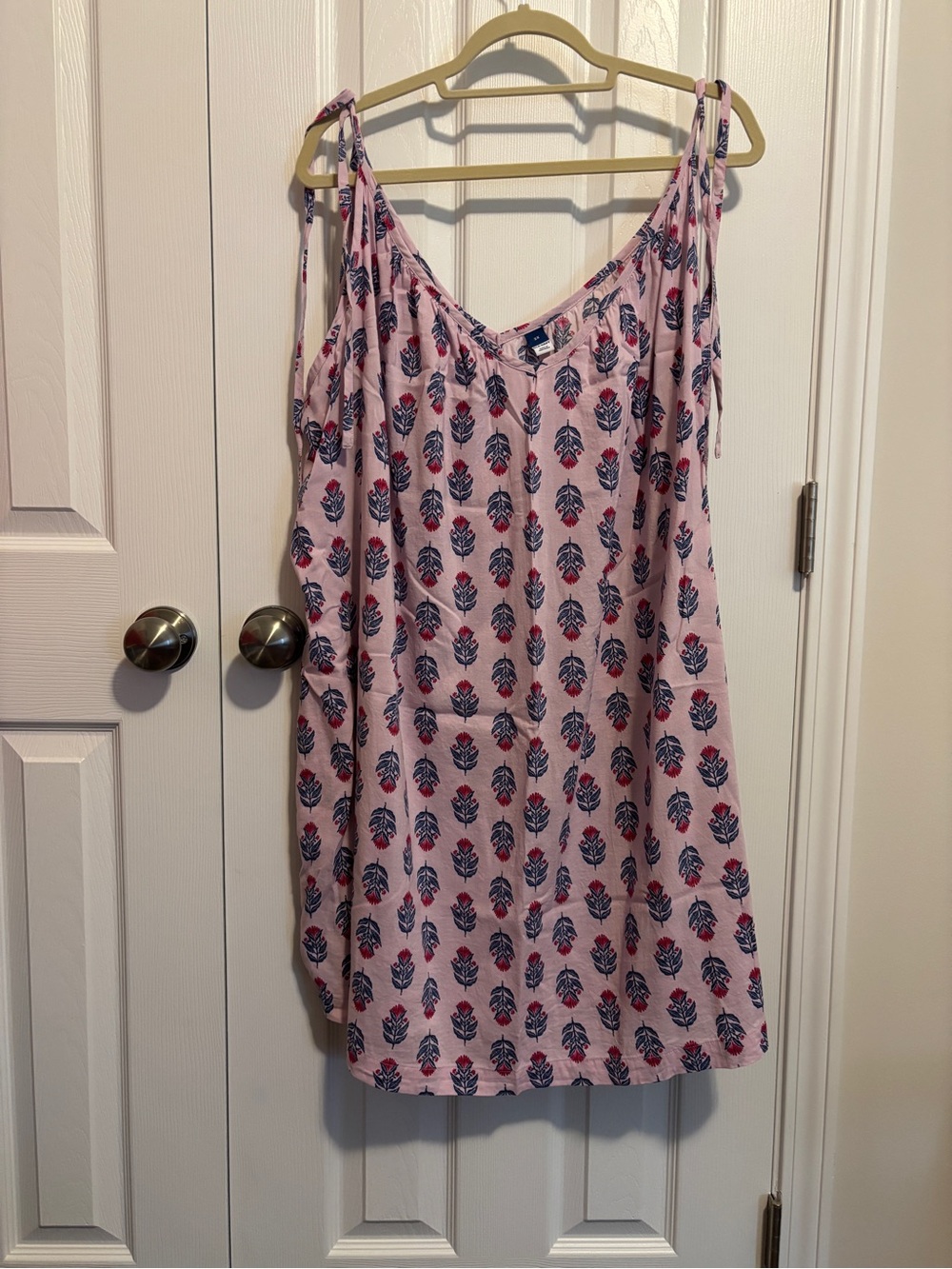 Old Navy Pink Floral Print Dress with Navy Leaf Motif
